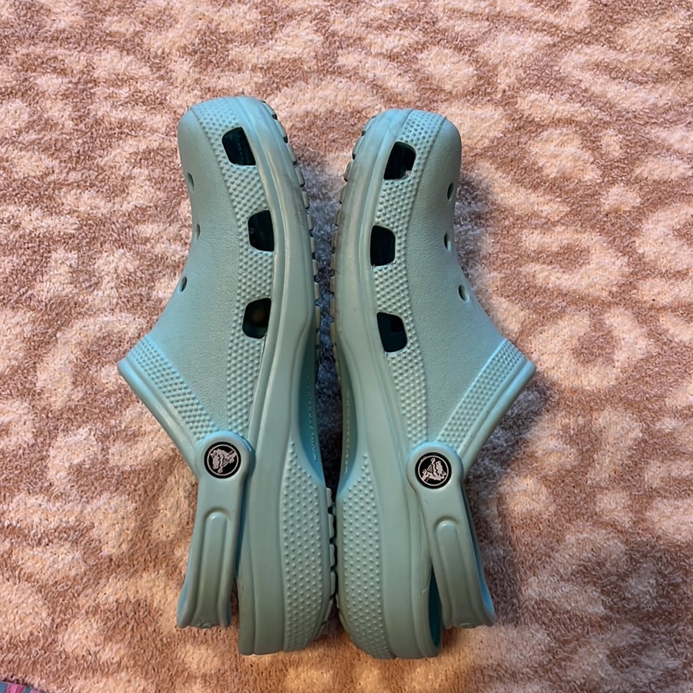 Blue crocs - Picture 3 of 3